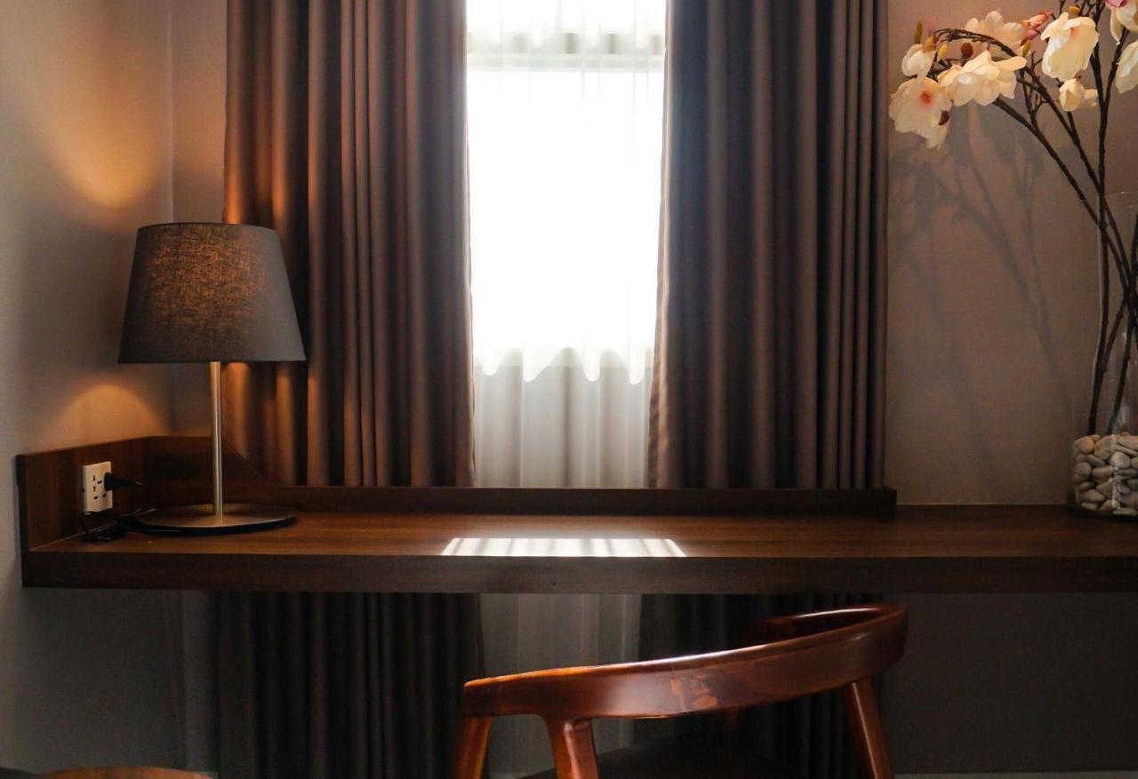 Tuscany Boutique Hotel South Tangerang Rum bild